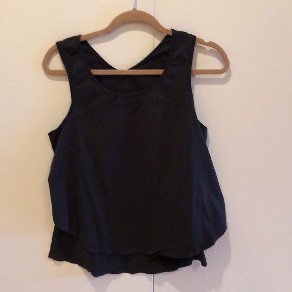 Lululemon tank